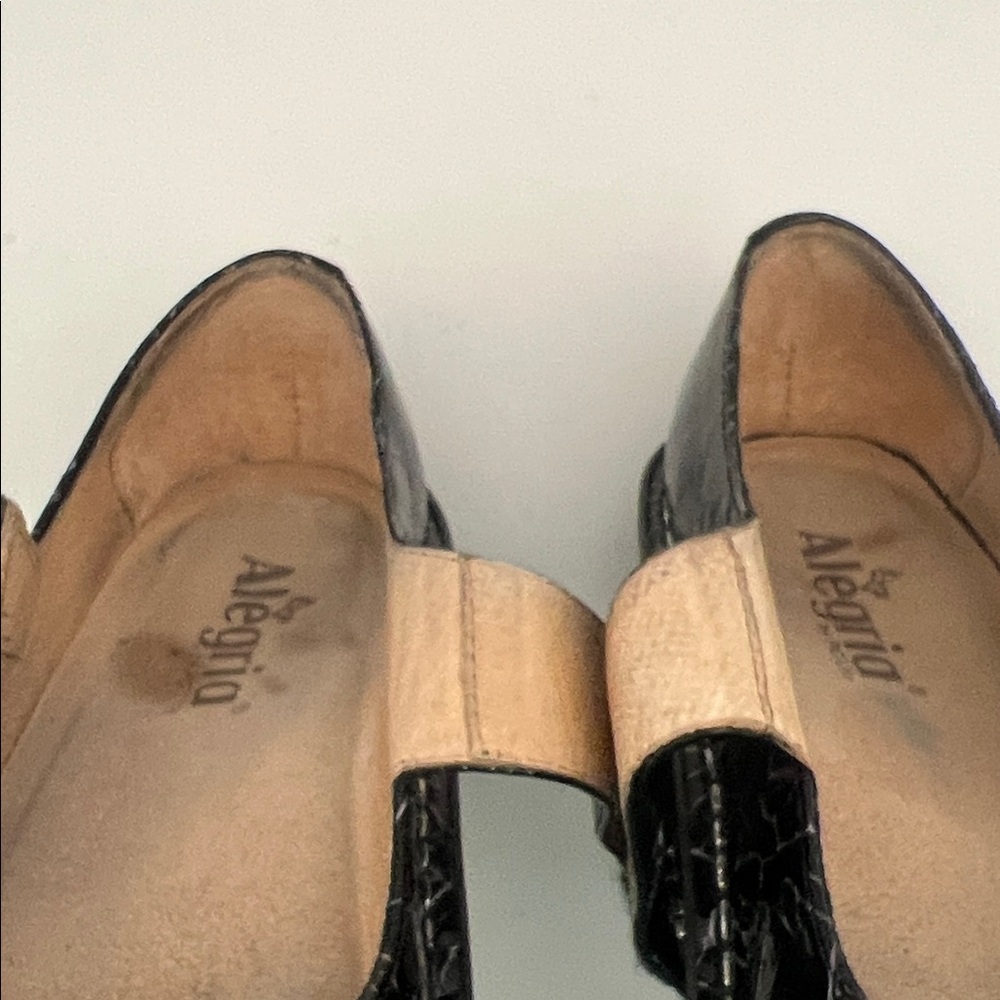 Alegria Black Etched Paloma Mary Jane Shoes Size 38 - Picture 13 of 16